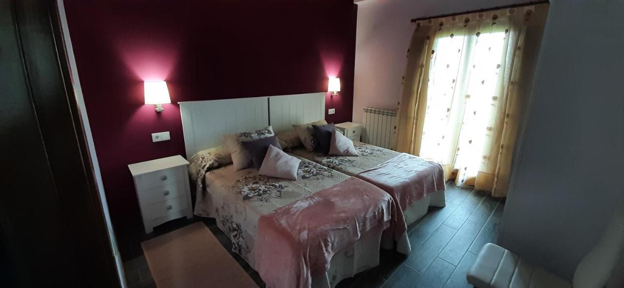 El Rato Apartamentos Rurales Navia Exteriör bild