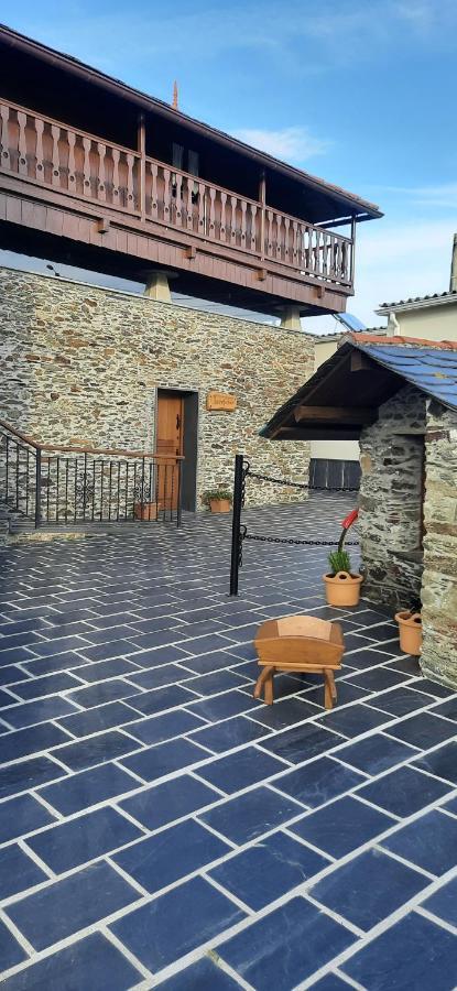 El Rato Apartamentos Rurales Navia Exteriör bild